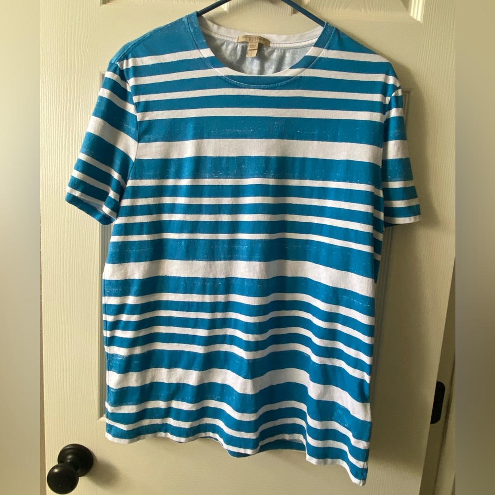 🎉HP🎉 Burberry Brit Vintage T-shirt